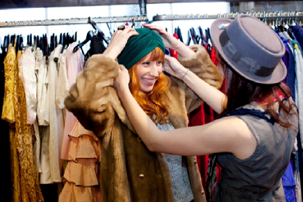 UK Fashion Retail in 2024: 25% Growth Forecast, Key Trends & Challenges and how technology work.