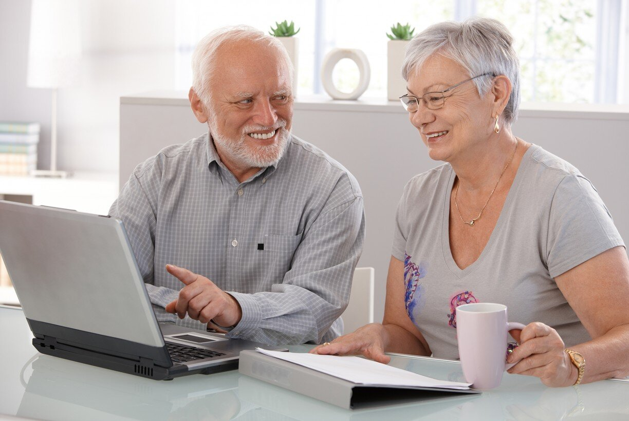 Empowering Older Adults: Digital Literacy Programs in the Middle East